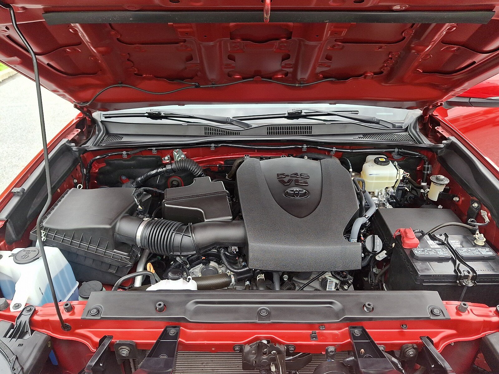 Used 2022 Toyota Tacoma TRD Off-Road AWD/4WD image 28