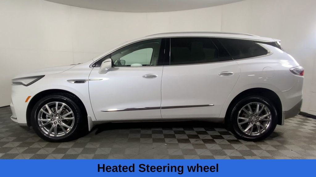 Used 2022 Buick Enclave Premium w/ Surround and Sites Package image 8