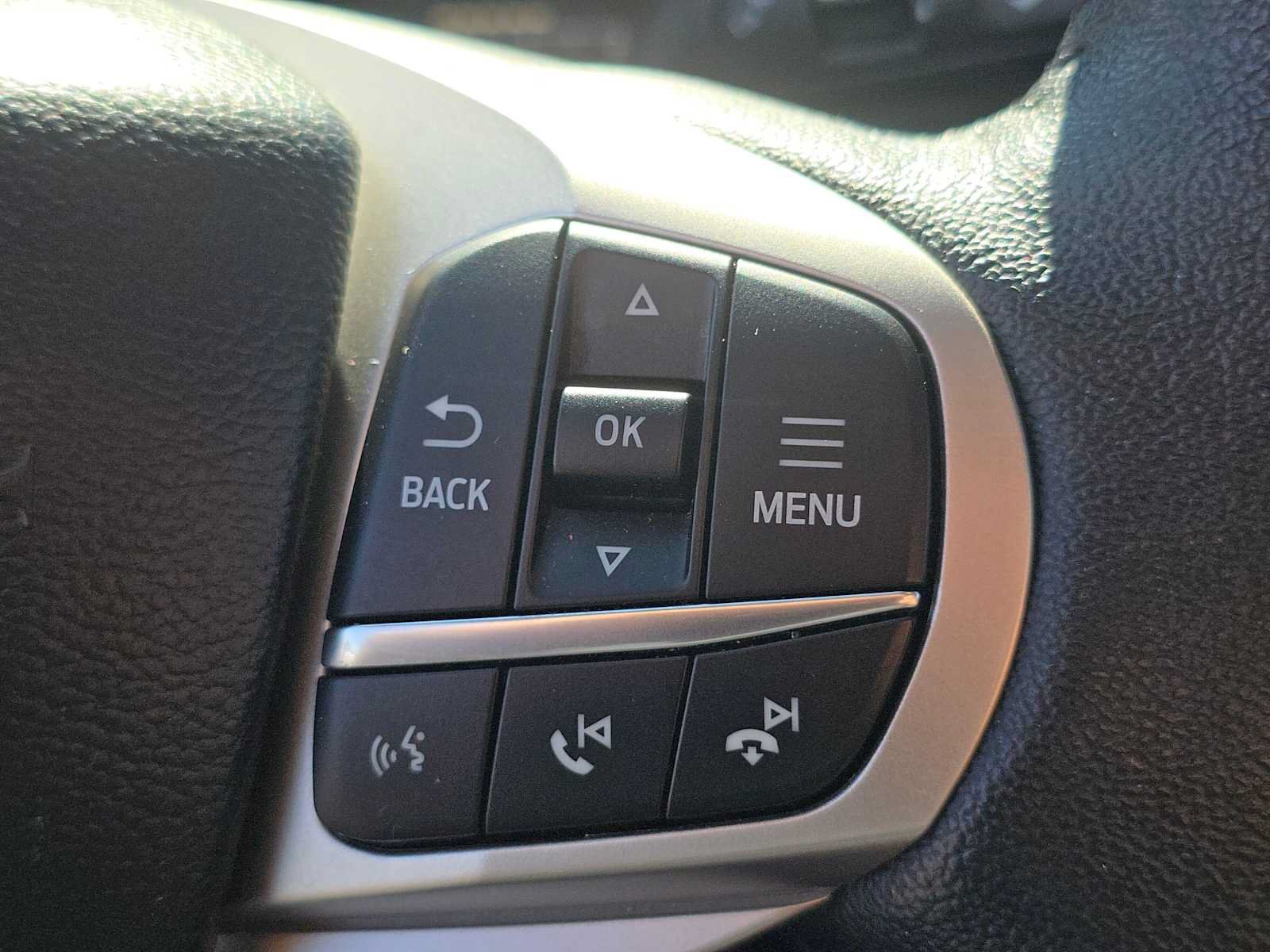 Used 2023 Ford Explorer XLT w/ Equipment Group 202A RWD image 30