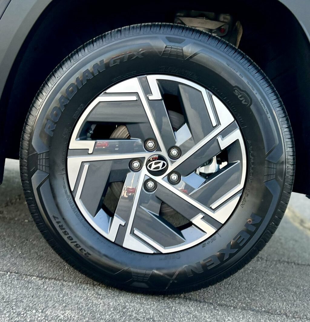 Used 2025 Hyundai Tucson Blue AWD/4WD image 27