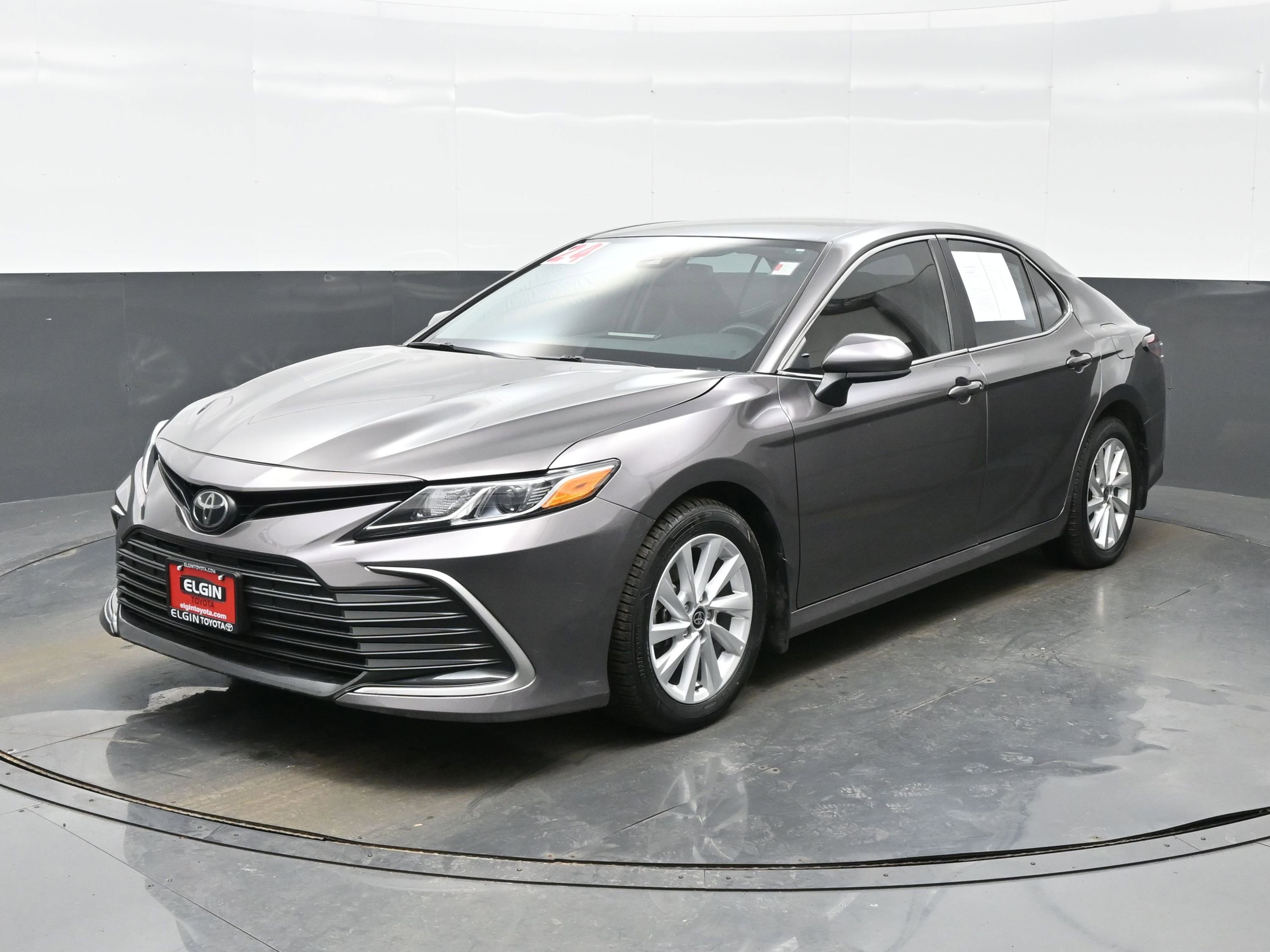 Used 2024 Toyota Camry LE image 2