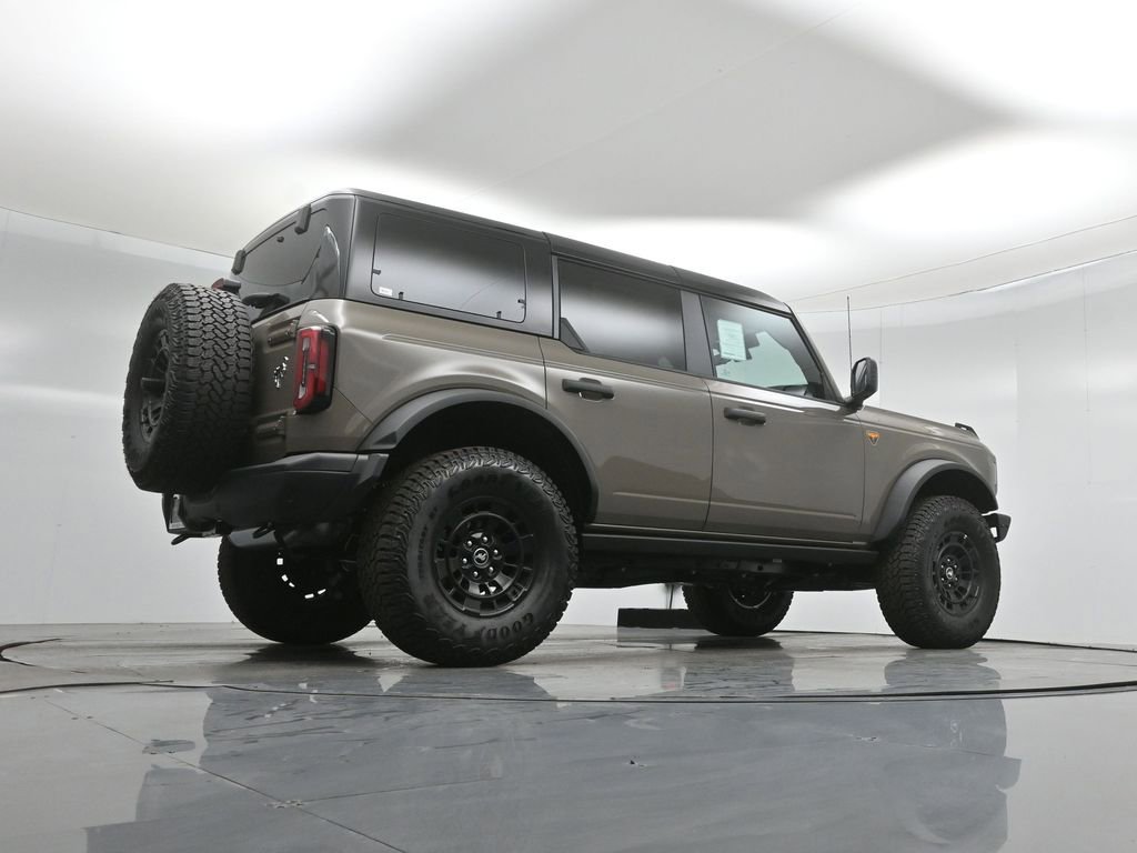New 2026 Ford Bronco Badlands image 44