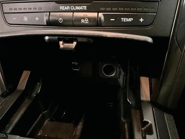 Certified 2018 Ford Explorer 4WD image 32