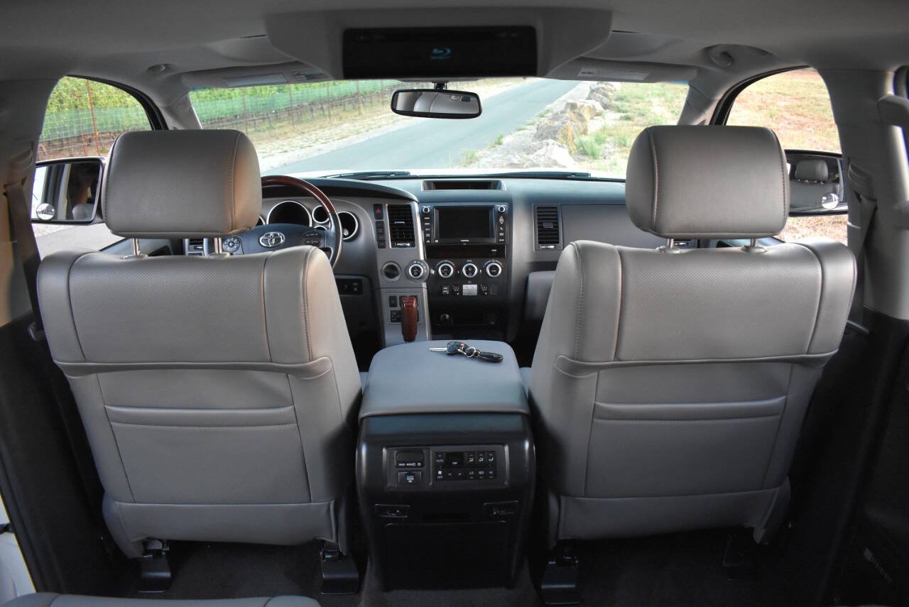 Used 2013 Toyota Sequoia Platinum AWD/4WD image 72