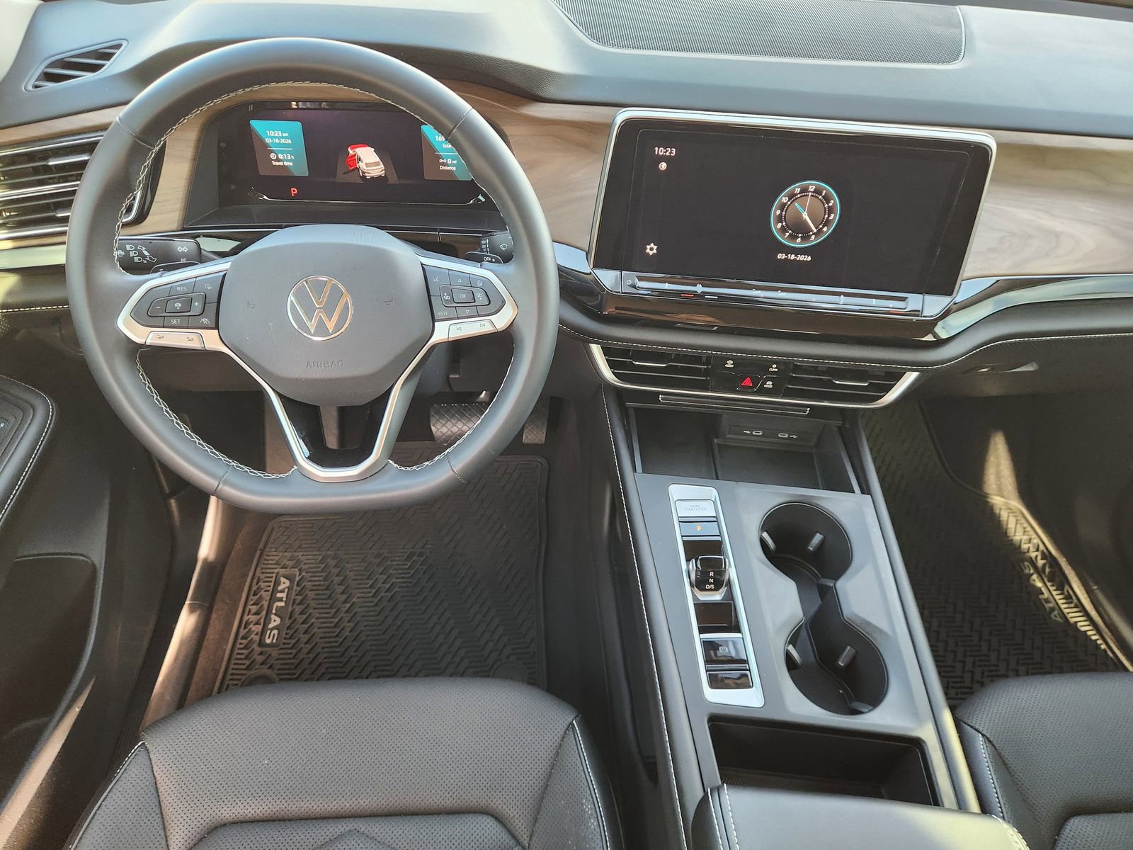 Used 2024 Volkswagen Atlas SE image 25