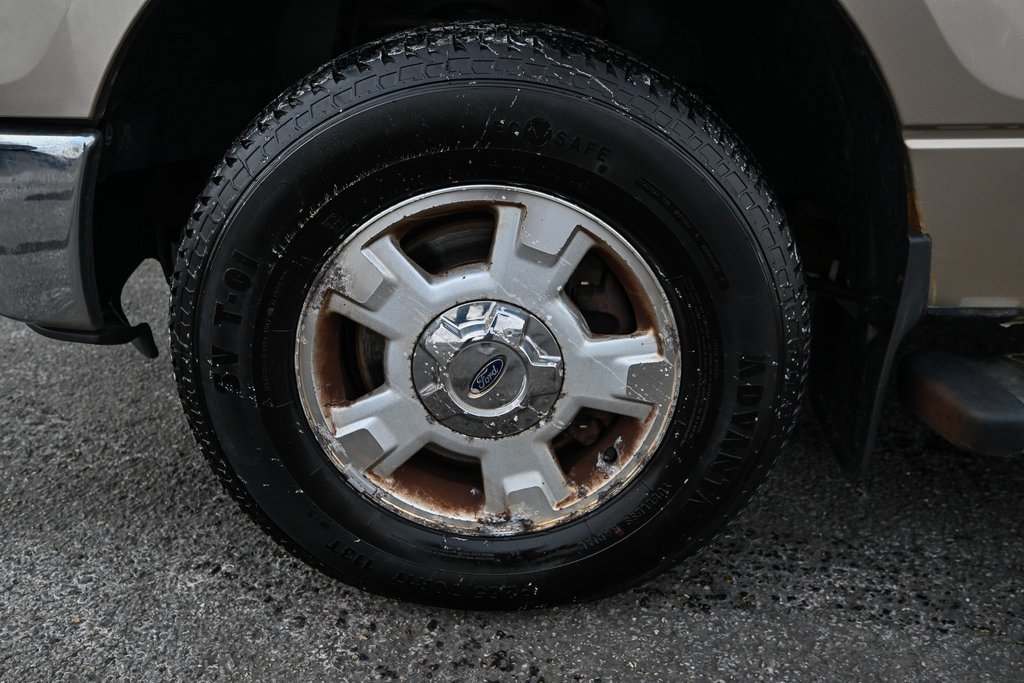 Used 2011 Ford F150 XLT w/ XLT Convenience Pkg image 12