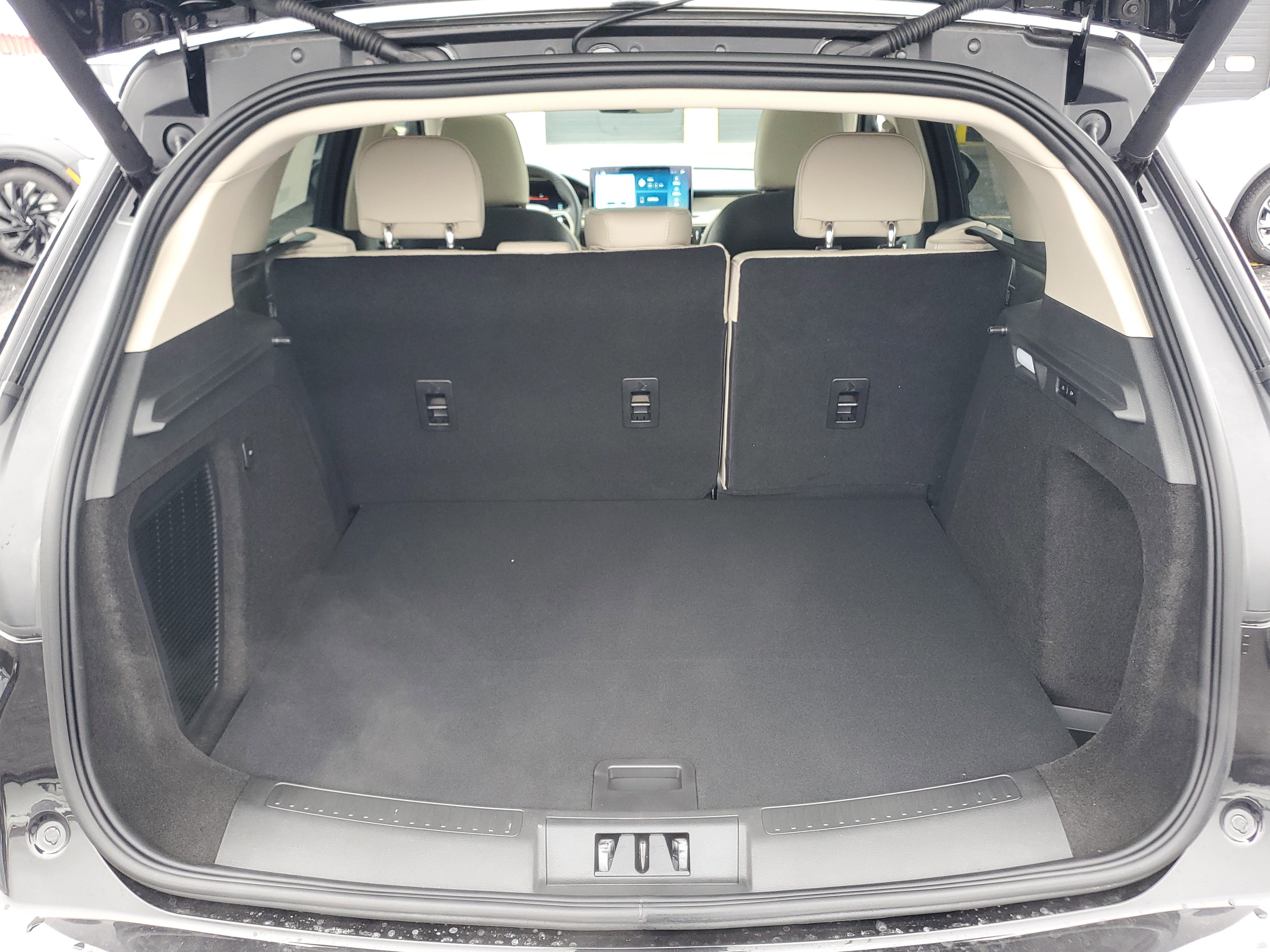 New 2026 Lincoln Corsair Premiere image 29