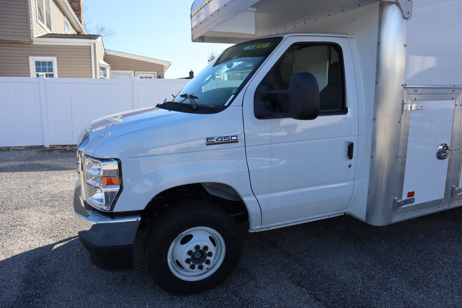 New 2026 Ford E-450 and Econoline 450 Super Duty w/ Power Equipment Group RWD image 6