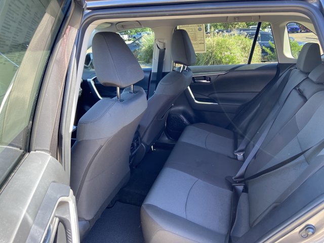 Used 2024 Toyota RAV4 XLE FWD image 46