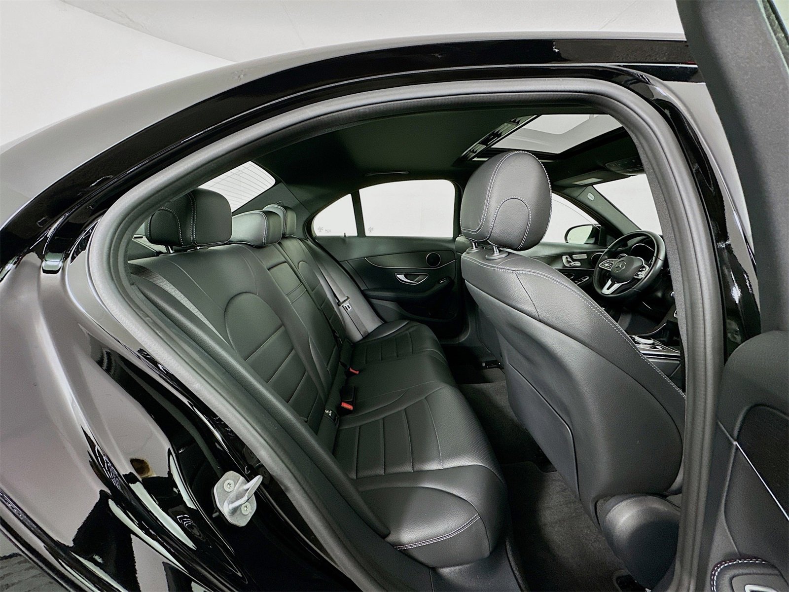 Used 2020 Mercedes-Benz C 300 4MATIC Sedan image 28