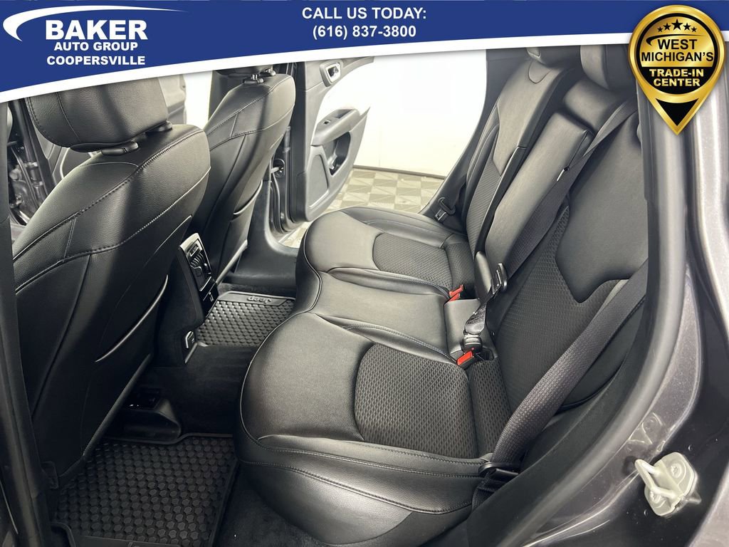 Used 2024 Jeep Compass Latitude w/ Convenience Group image 23