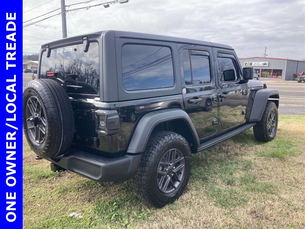 Used 2024 Jeep Wrangler Sport S image 4