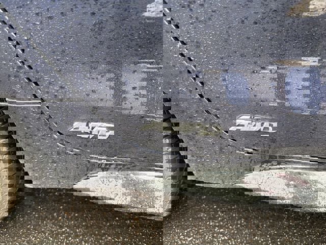 Used 2023 Toyota Corolla SE w/ SE Package image 11