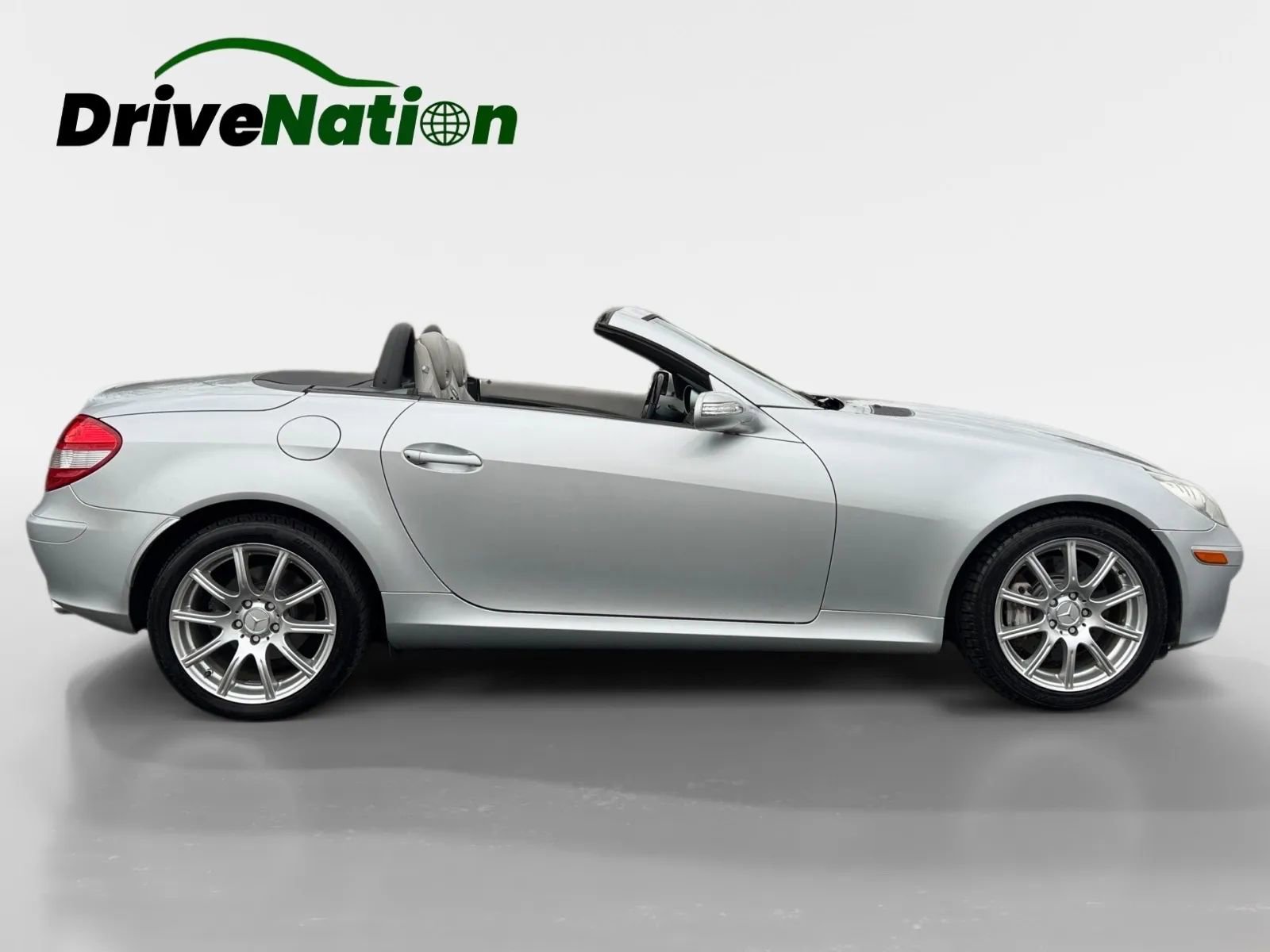 Used 2005 Mercedes-Benz SLK 350 image 6