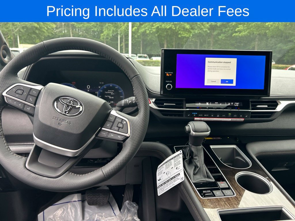 New 2026 Toyota Sienna Limited FWD image 14