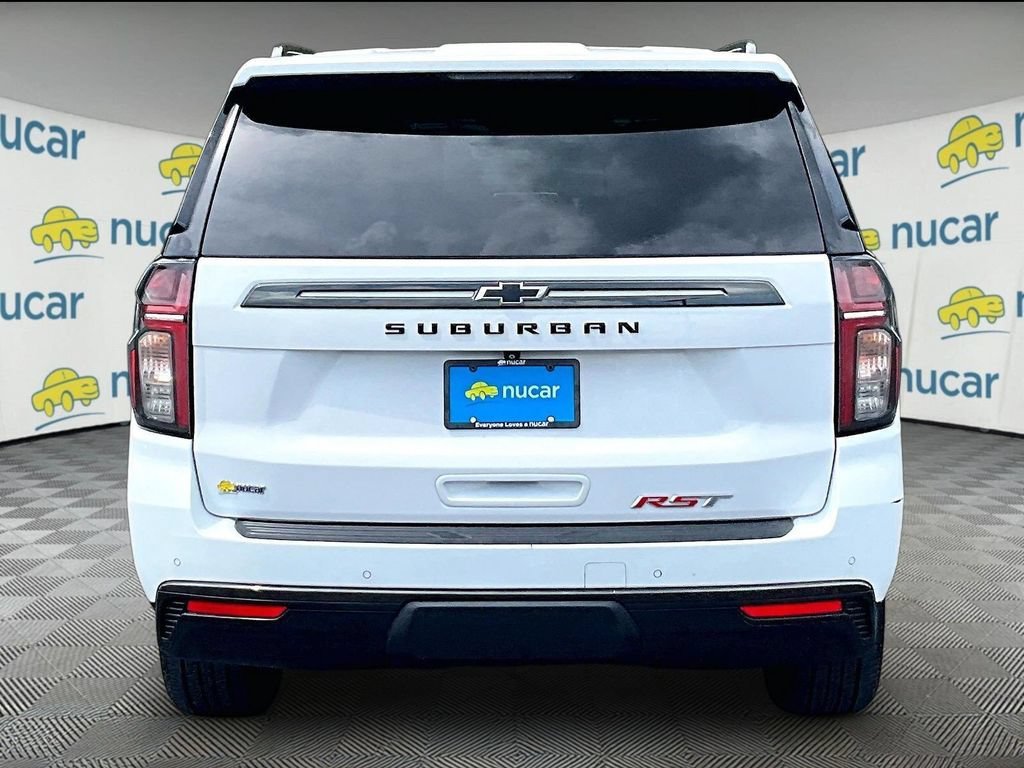 Used 2021 Chevrolet Suburban RST w/ Luxury Package AWD/4WD image 5