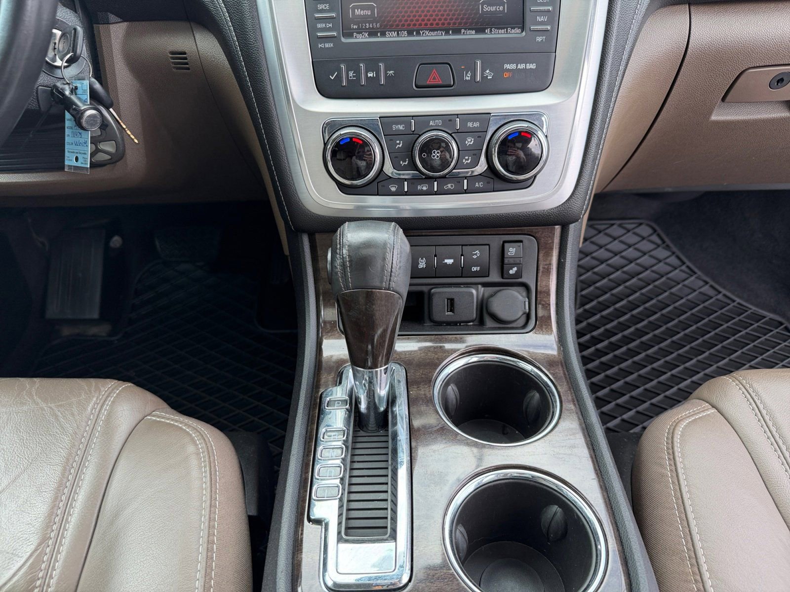 Used 2016 GMC Acadia SLT image 11