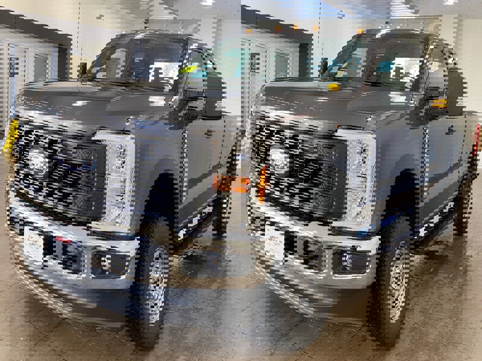 New 2026 Ford F250 XL w/ XL Chrome Package image 4