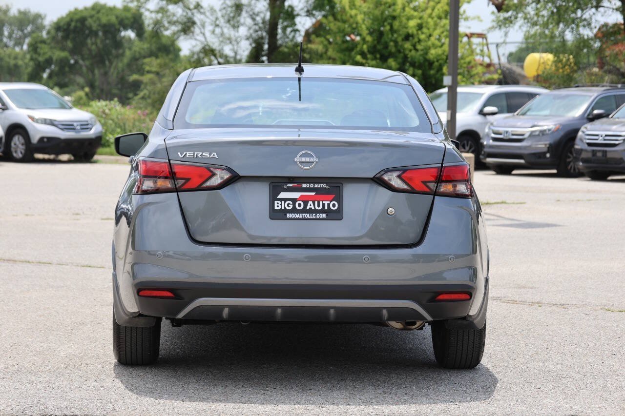 Used 2025 Nissan Versa S w/ Trunk Package FWD image 10