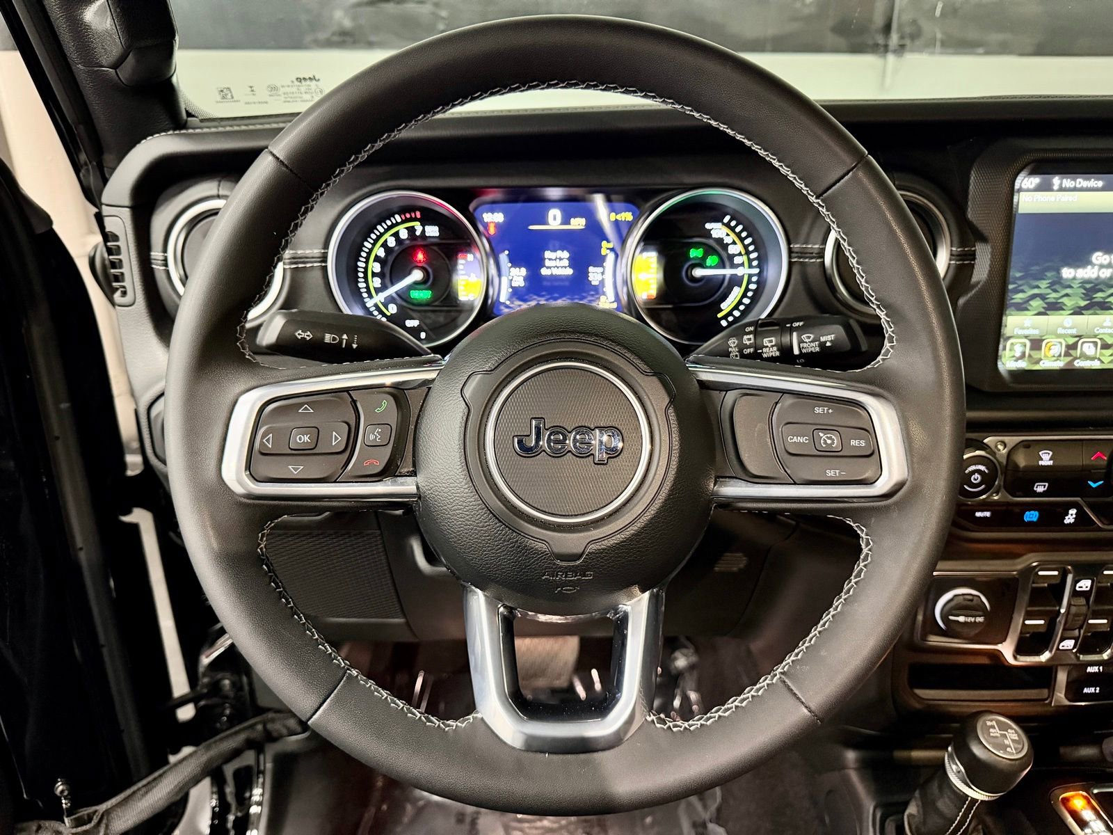 Used 2023 Jeep Wrangler Unlimited Sahara image 23