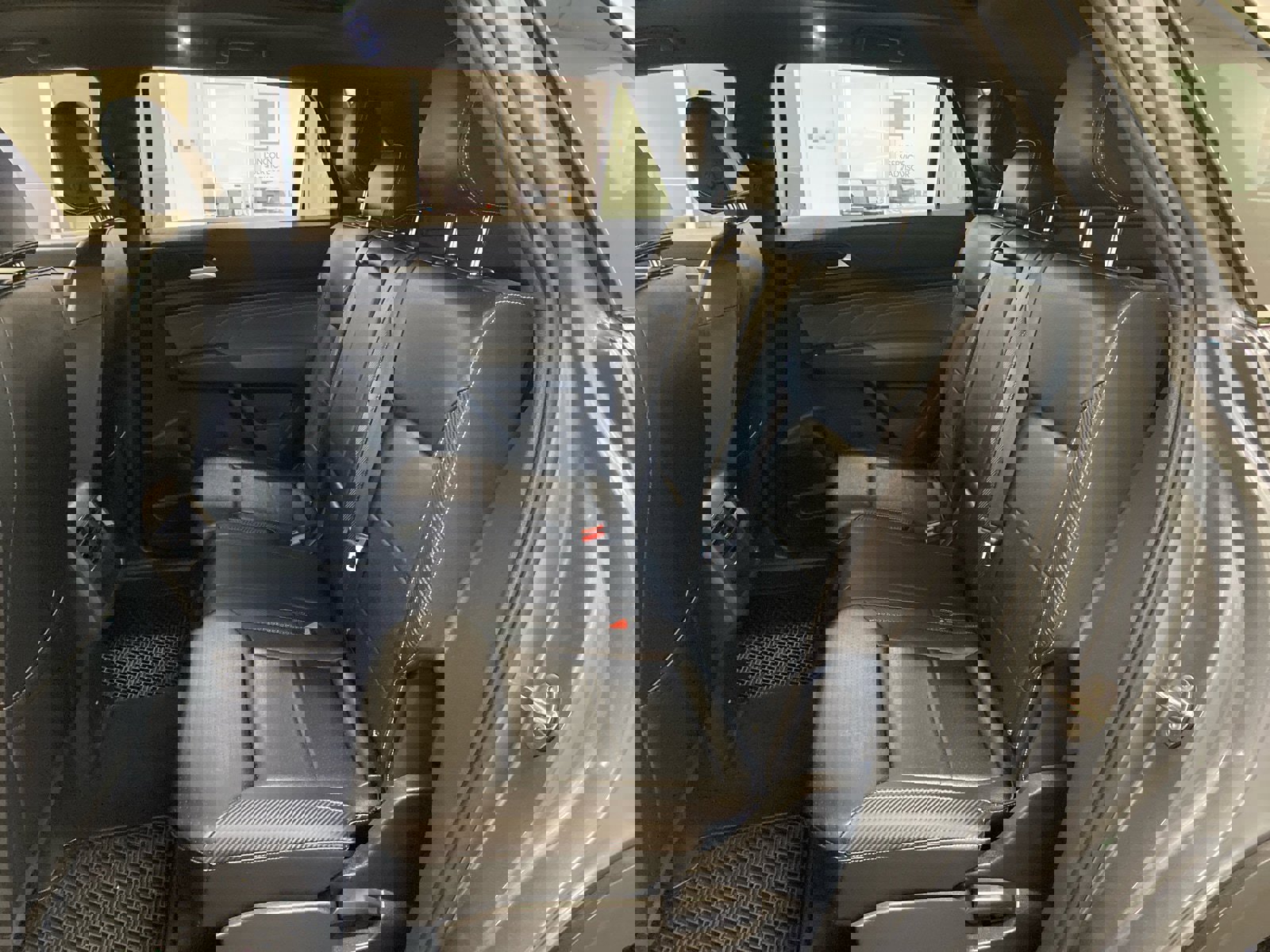 Used 2023 Volkswagen Atlas Cross Sport SEL image 11