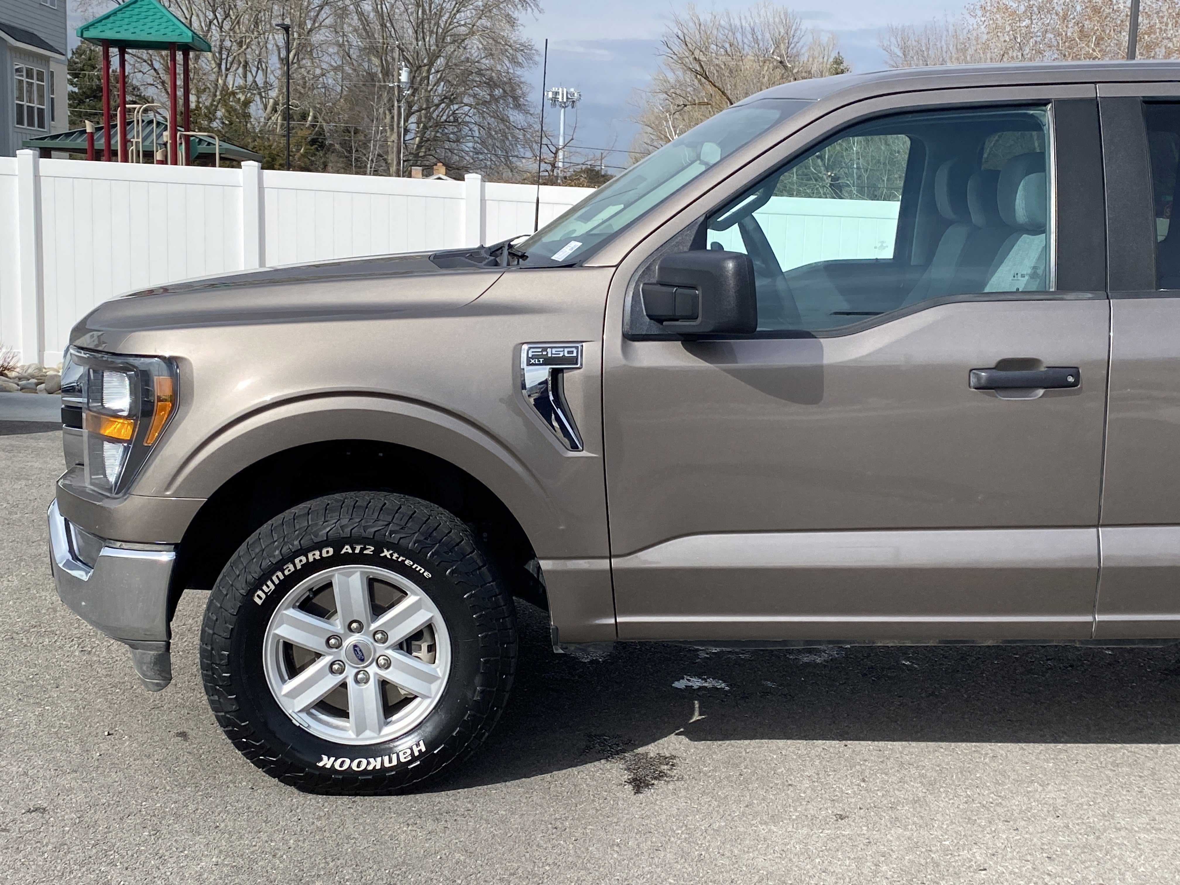 Used 2023 Ford F150 XLT AWD/4WD image 2