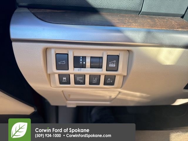 Used 2019 Subaru Outback 2.5i Limited w/ Popular Package #2 image 17