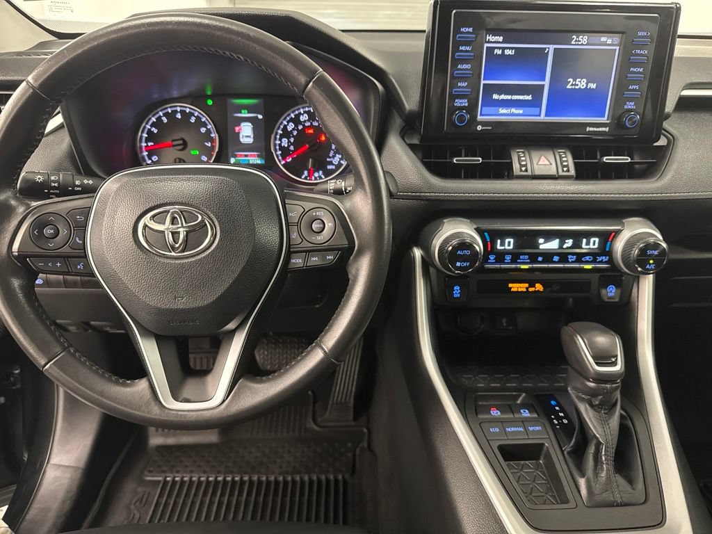 Used 2022 Toyota RAV4 XLE Premium FWD image 32
