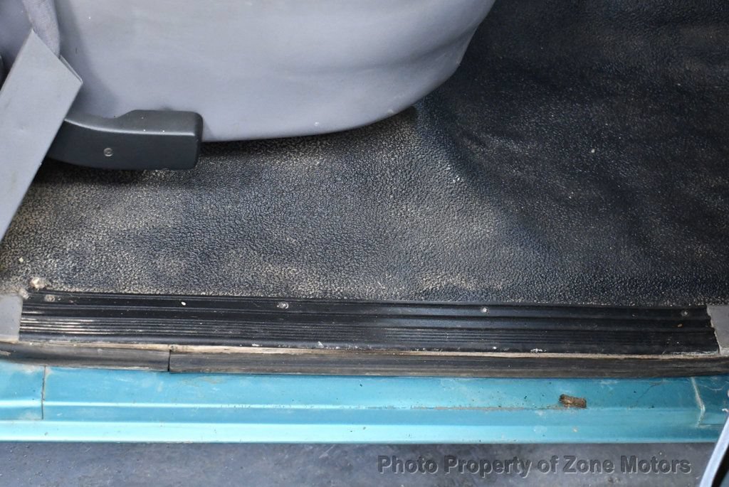 Used 1997 Ford F350 2WD Regular Cab image 18
