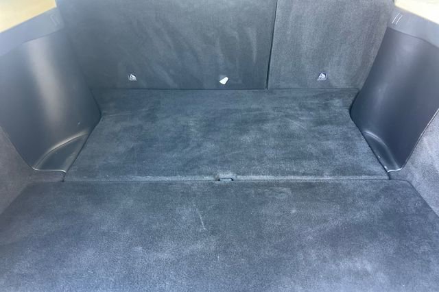 Used 2017 Tesla Model X 75D AWD/4WD image 17