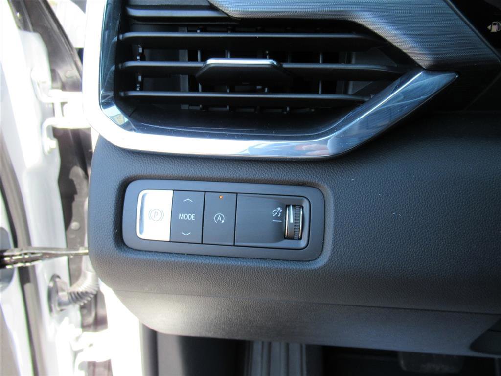 Used 2025 GMC Acadia Elevation image 20