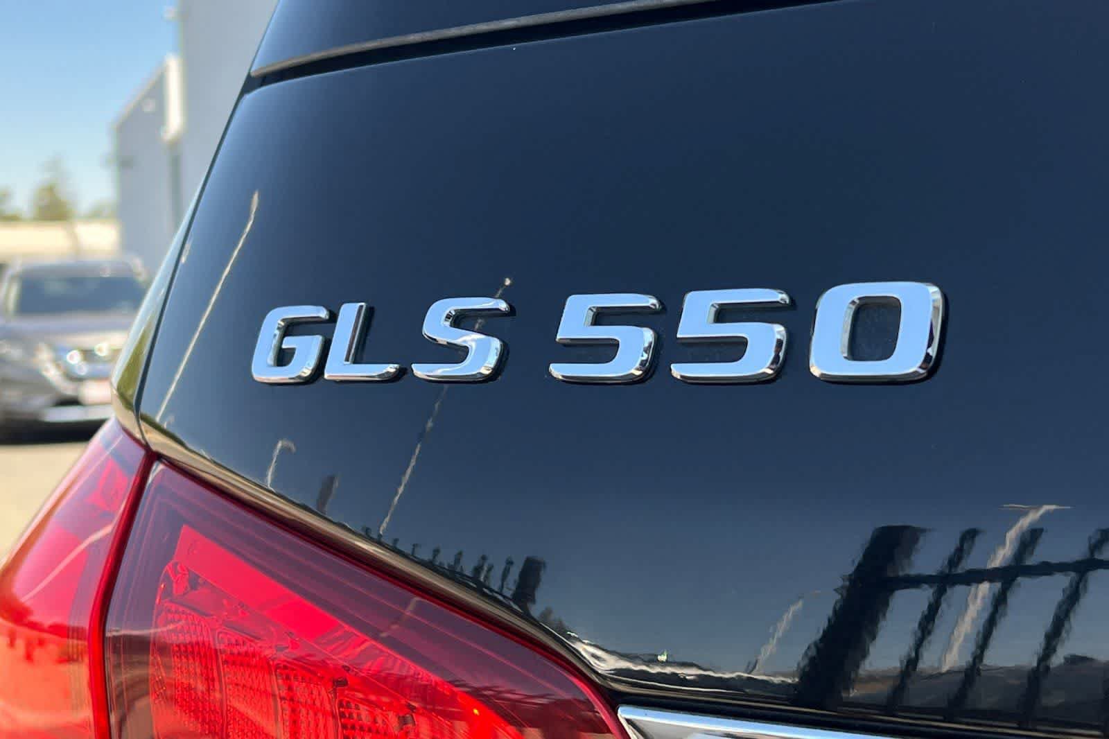 Used 2018 Mercedes-Benz GLS 550 4MATIC image 17