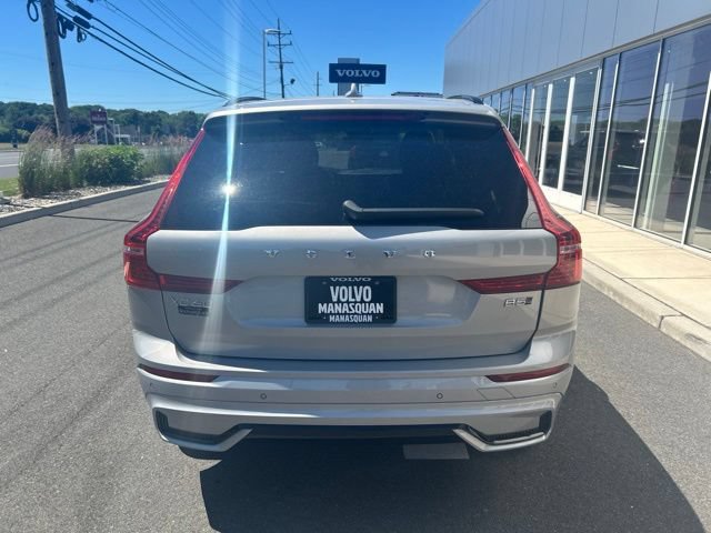 Certified 2025 Volvo XC60 B5 Plus AWD/4WD image 4
