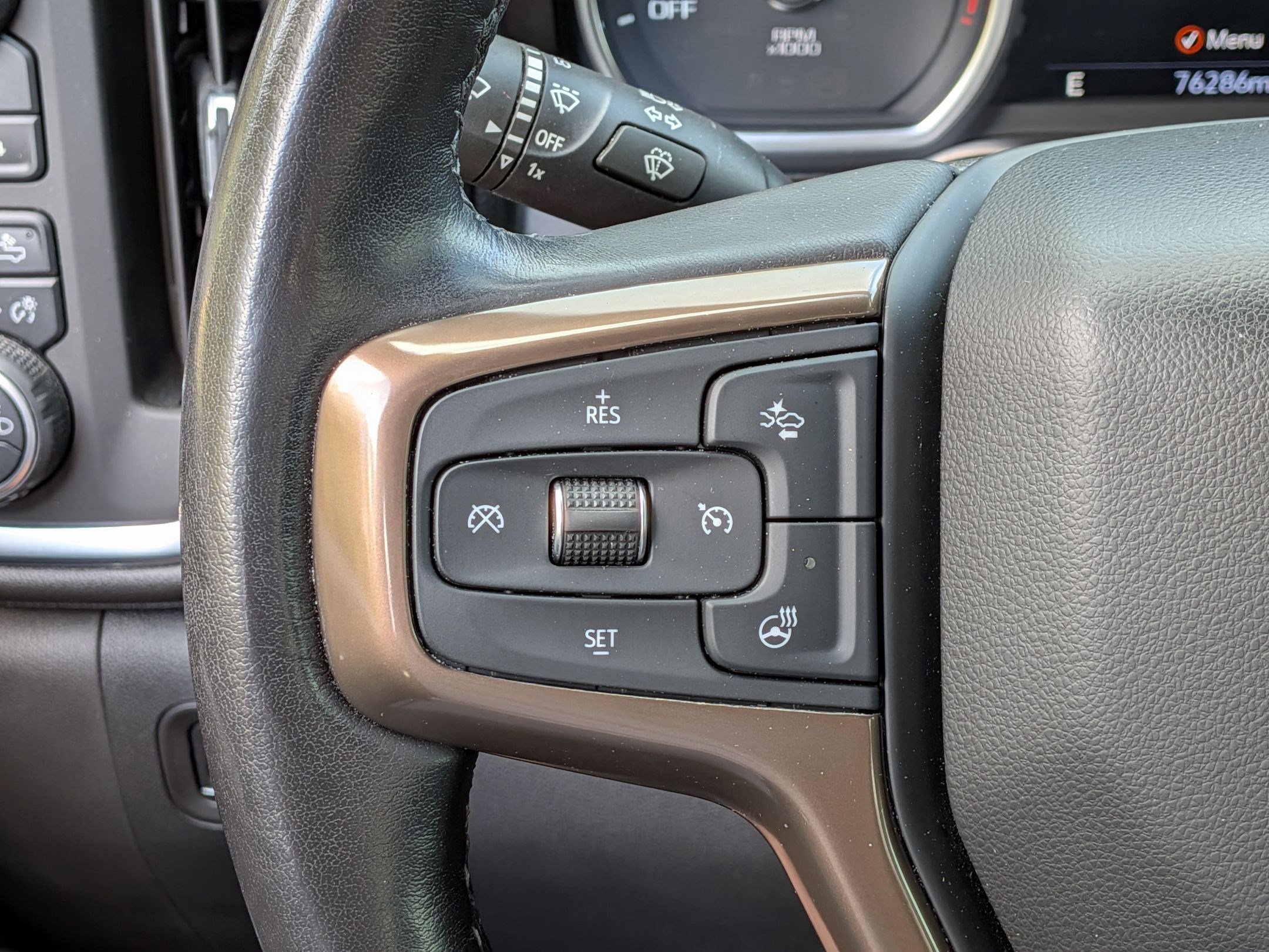 Used 2020 Chevrolet Silverado 1500 High Country w/ Technology Package AWD/4WD image 19