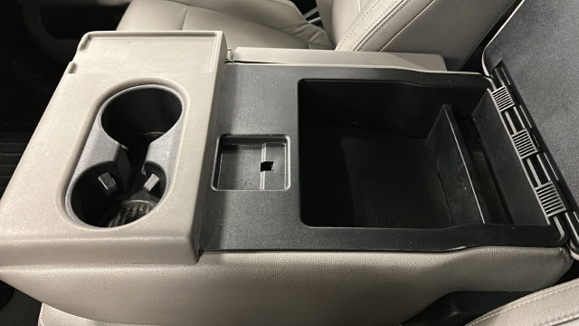 Used 2019 Ford F150 XLT w/ Equipment Group 302A Luxury AWD/4WD image 32