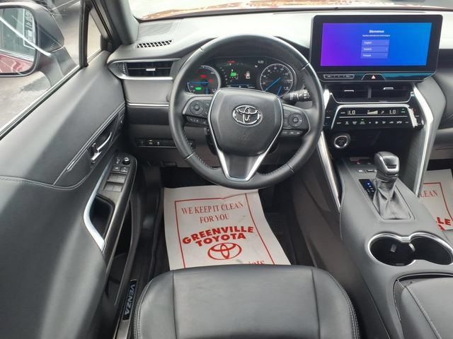 Used 2023 Toyota Venza Nightshade AWD/4WD image 12