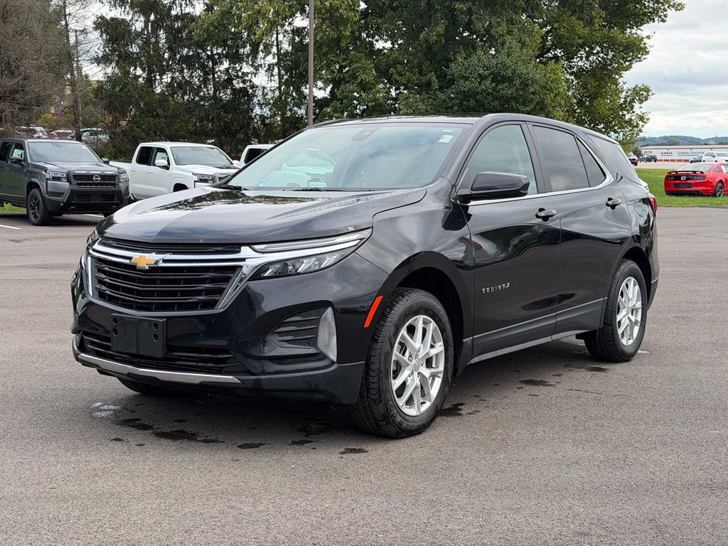 Used 2024 Chevrolet Equinox LT AWD/4WD image 2