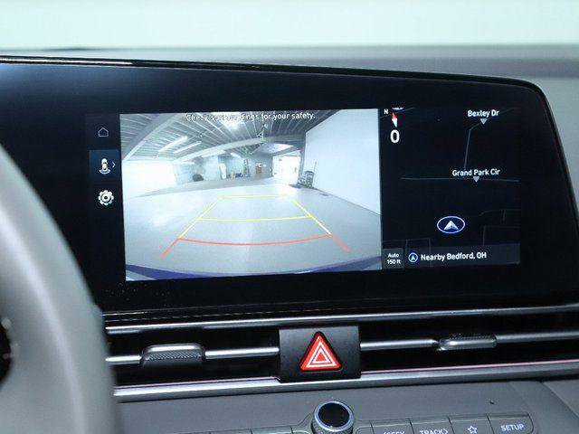 New 2024 Hyundai Elantra SEL w/ Convenience Package image 28