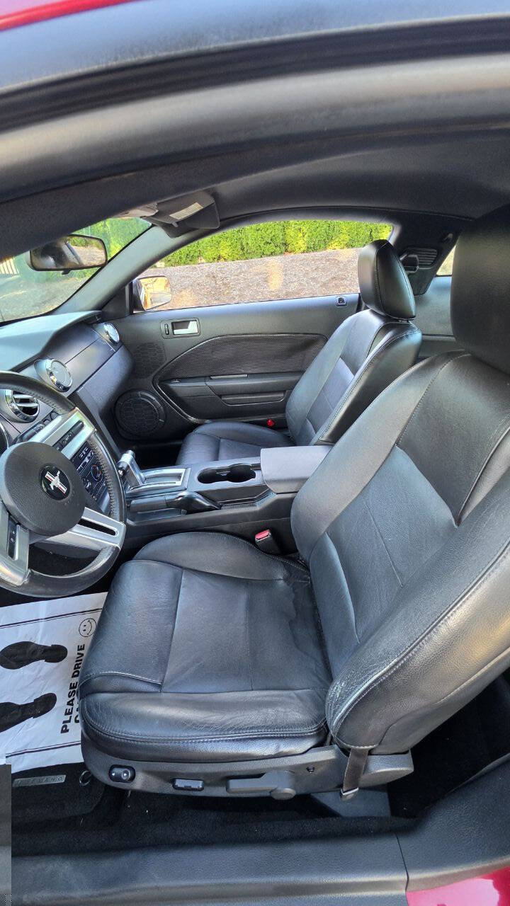 Used 2007 Ford Mustang Premium RWD image 11