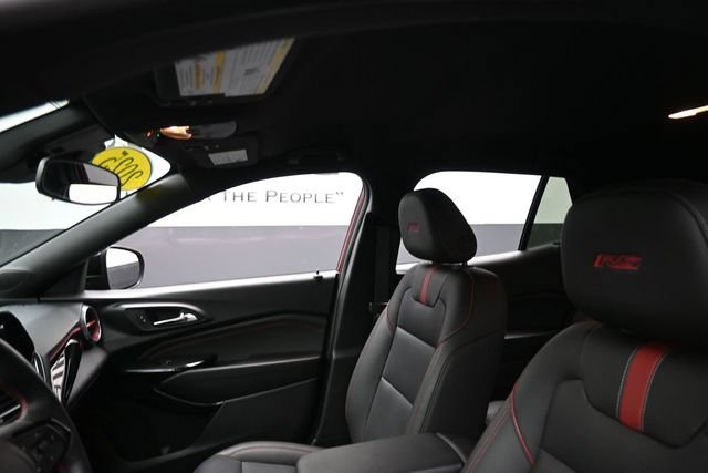 Used 2025 Chevrolet Trax RS FWD image 18