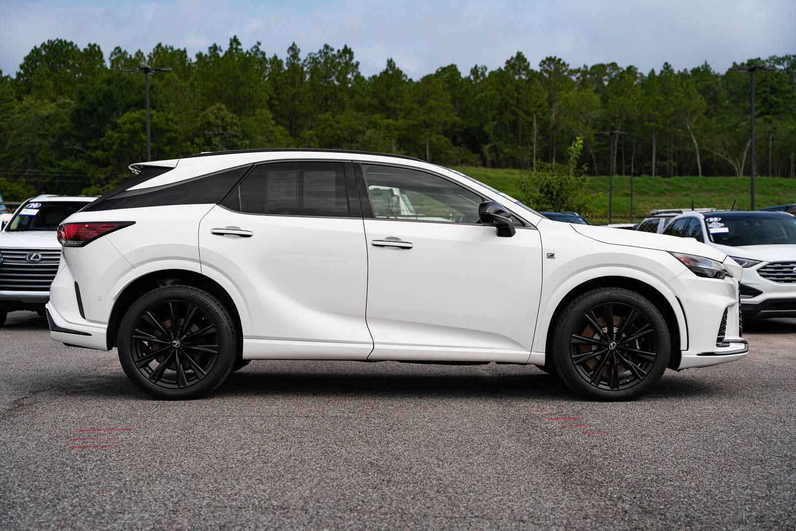 Used 2023 Lexus RX 500h F Sport w/ Cold Area Package AWD/4WD image 8
