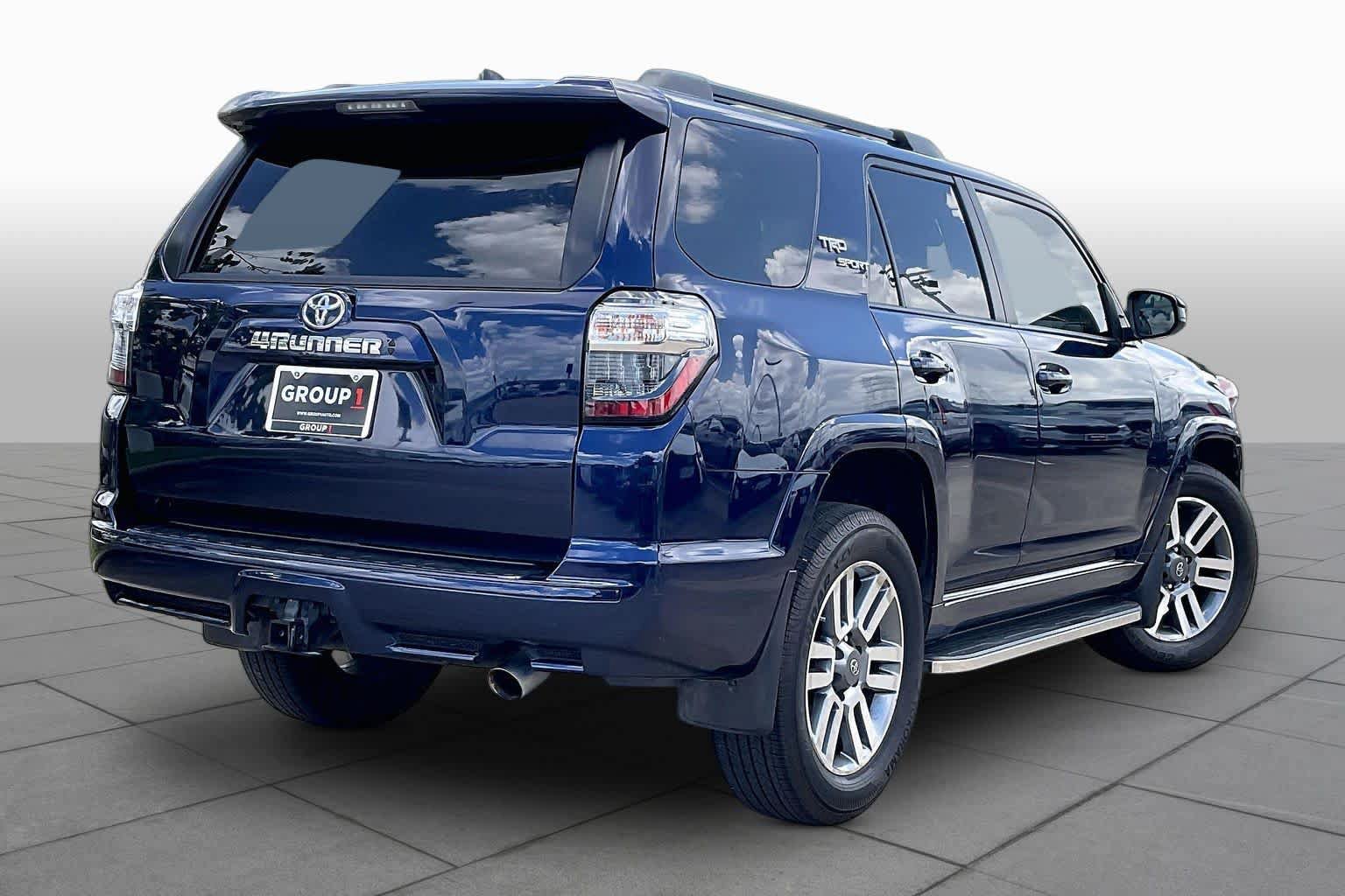 Used 2024 Toyota 4Runner TRD Sport AWD/4WD image 12