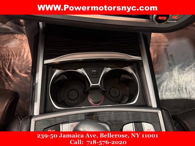 Used 2020 BMW 740i w/ M Sport Package image 34