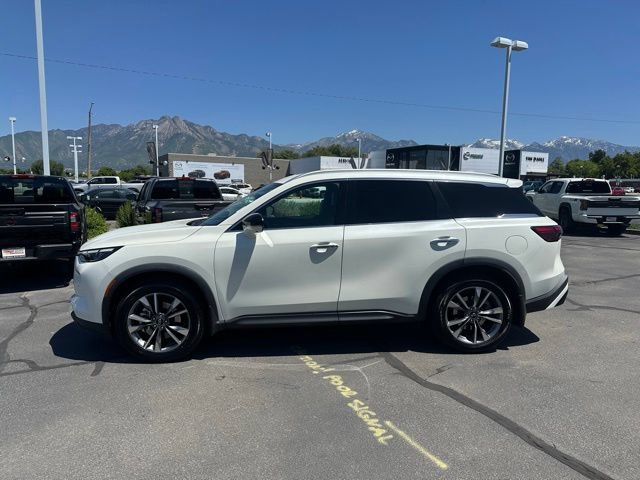 Used 2023 INFINITI QX60 Luxe w/ Cargo Package AWD/4WD image 7