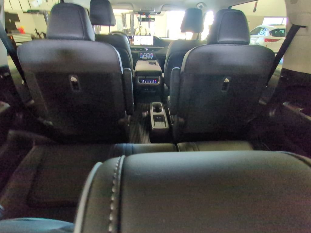 New 2026 INFINITI QX80 Luxe w/ Cargo Package RWD image 32
