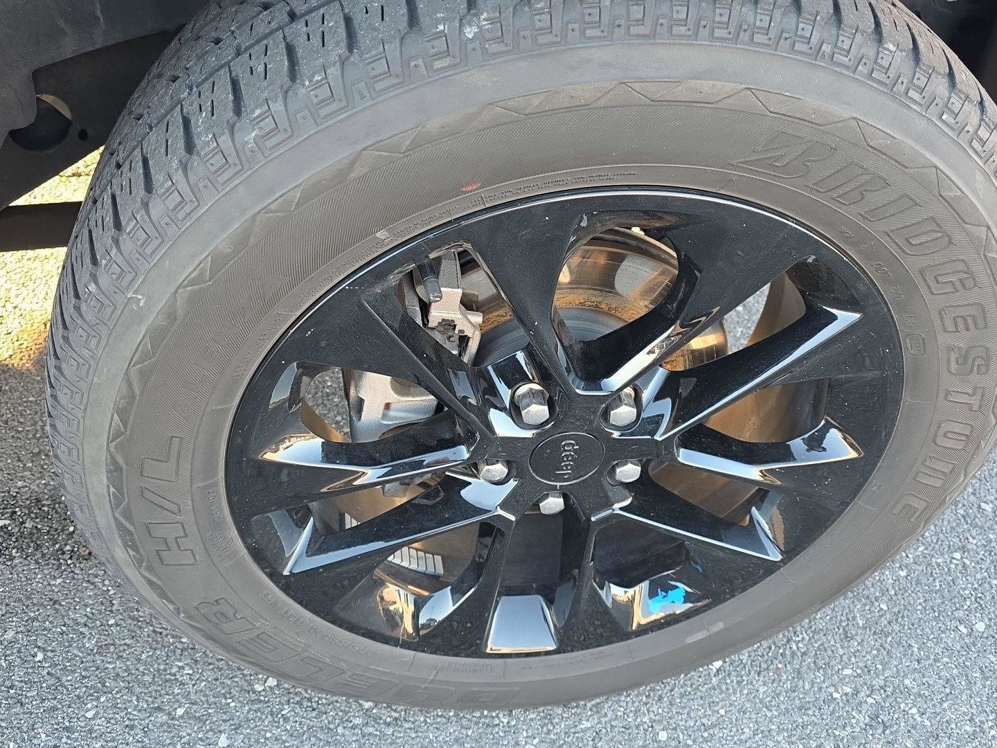 Used 2022 Jeep Wrangler Unlimited Sahara w/ Cold Weather Group image 51