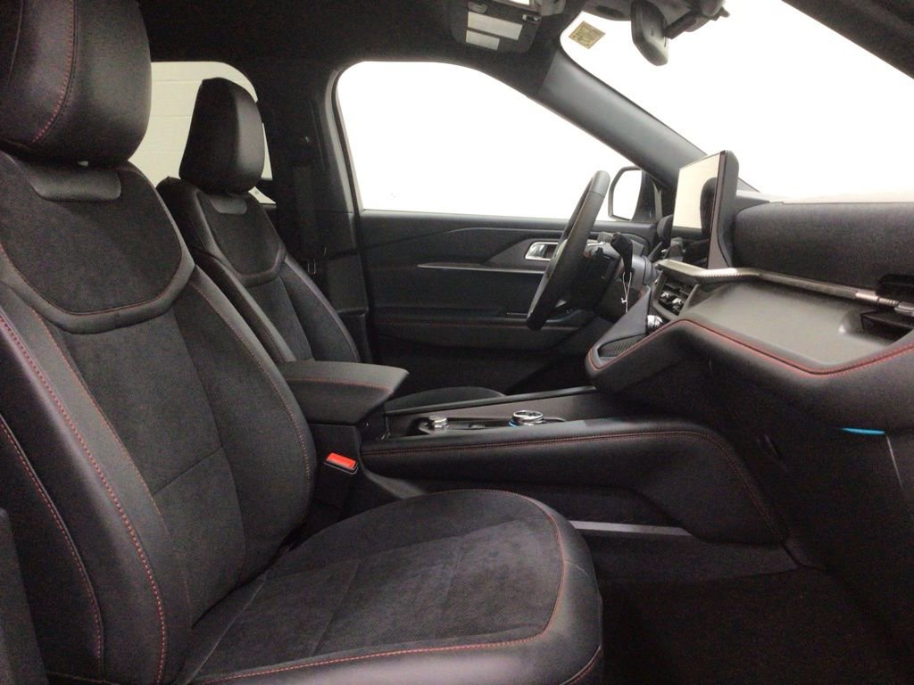 New 2026 Ford Explorer ST image 40