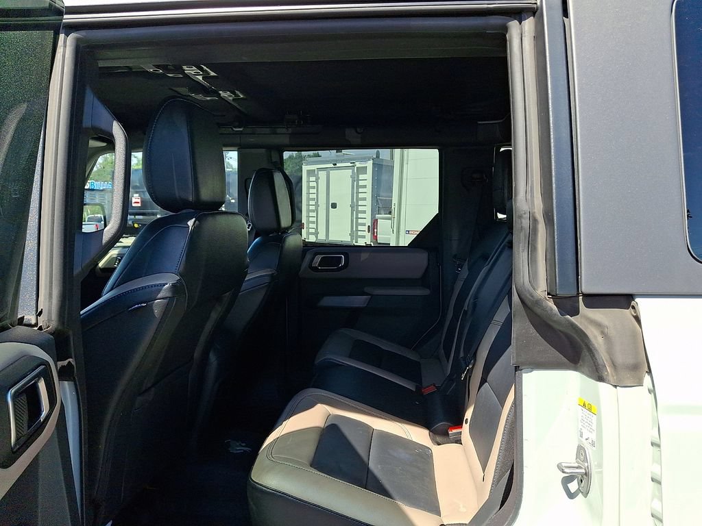 Used 2023 Ford Bronco Wildtrak AWD/4WD image 12