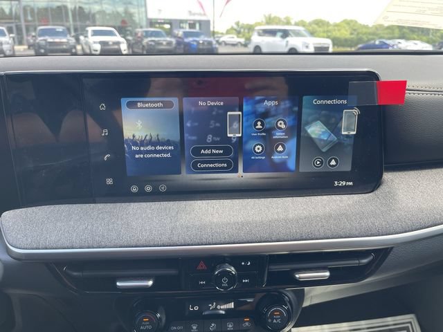 Certified 2026 Nissan Kicks SV AWD/4WD image 21