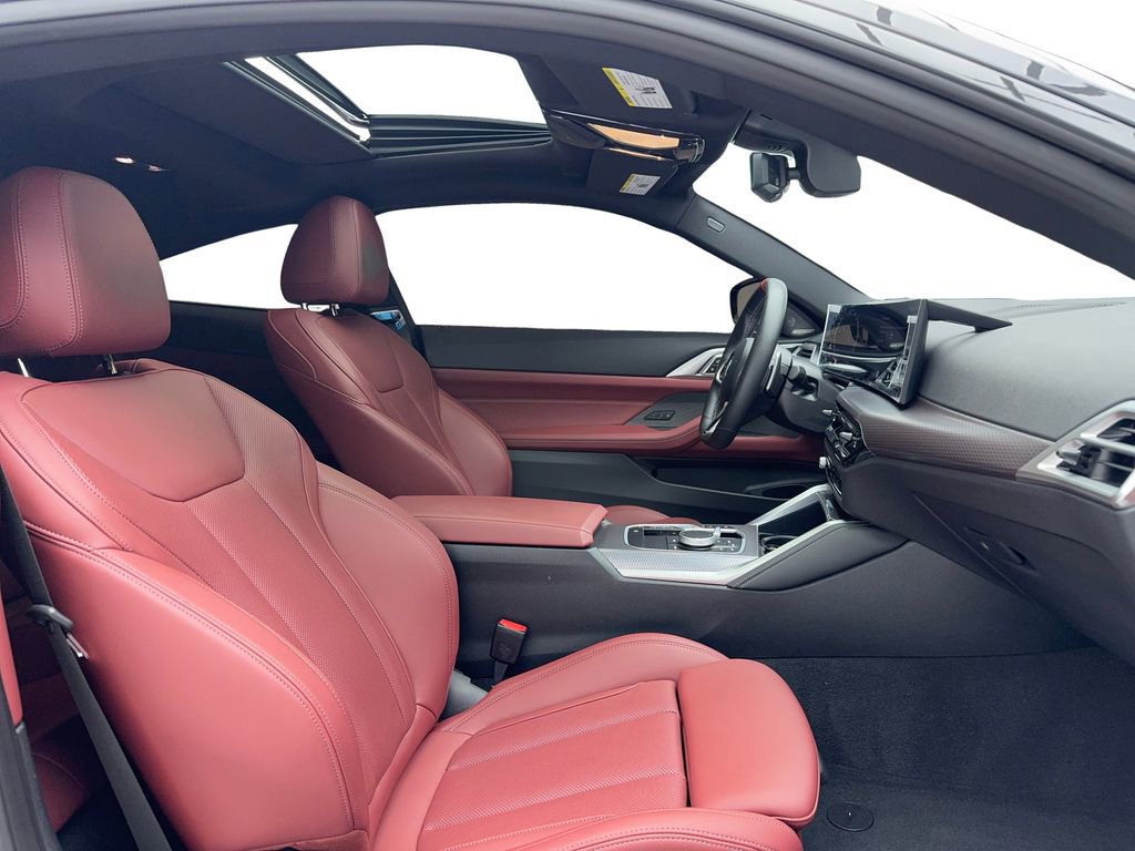 Used 2025 BMW M440i Coupe w/ Premium Package image 38